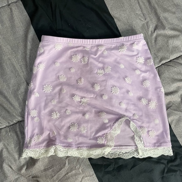 Shein purple mini skirt with lace - Picture 1 of 2